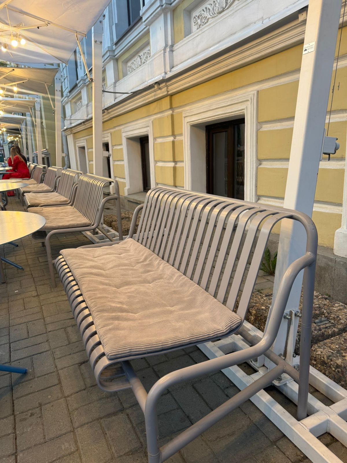 Садовая мебель на участке